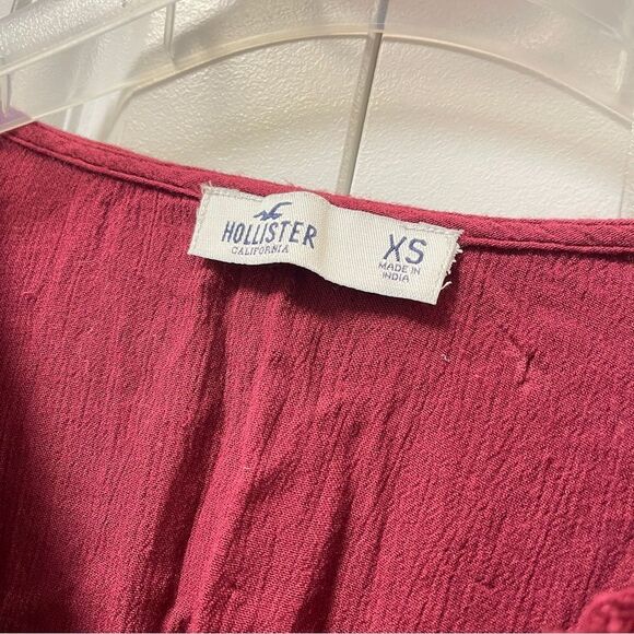 HOLLISTER Boho Cropped Lace Wrap Top Burgundy - XS - Picture 2 of 10